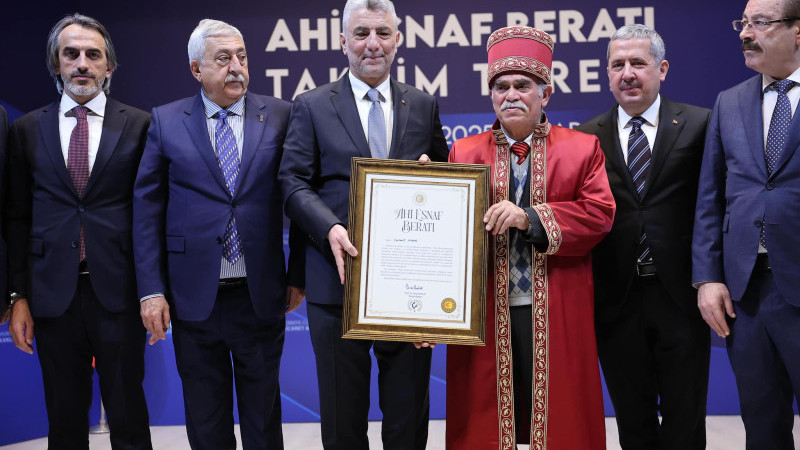 Mahmut Gürcan; Güçlü esnaf, güçlü ekonomi demektir