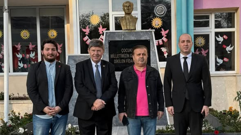 CHP Bakırköy’de Erken Öğretmenler Günü Kutlaması