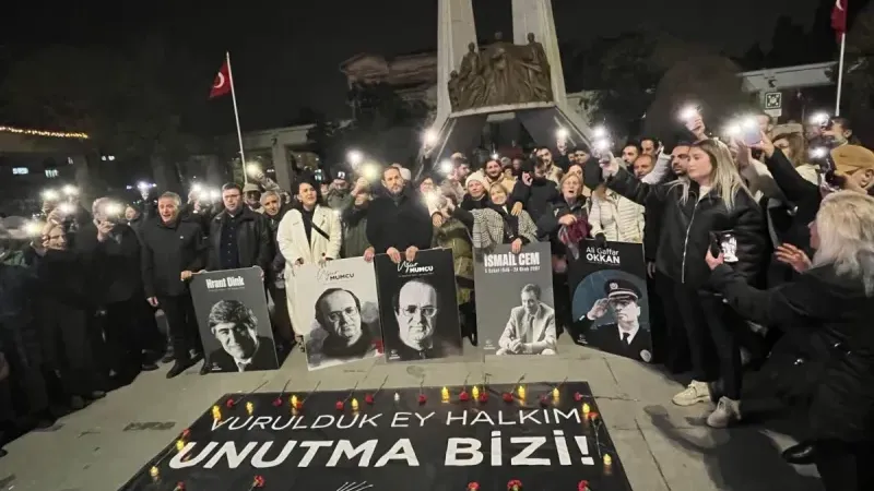 Anma töreninde gözler başkan Ovalıoğlu’nu aradı