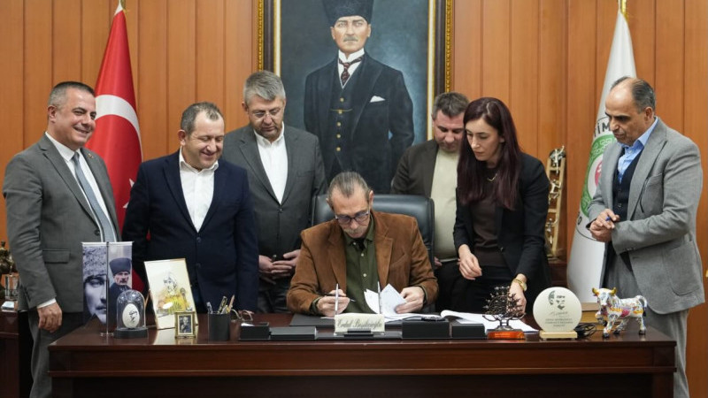 Erdal Beşikçioğlu’ndan Rekor Sözleşme