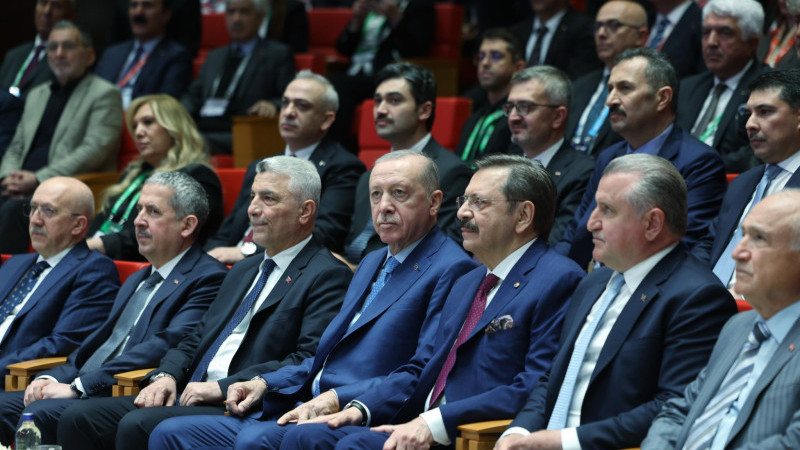 Gürcan TOBB Şeref Belgesi ve Plaket Takdim Törenine Katıldı