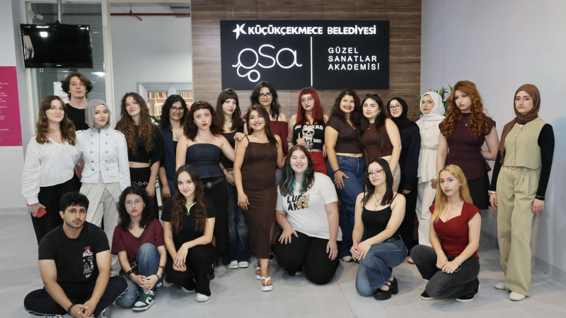 KÜÇÜKÇEKMECE BELEDİYESİ GÜZEL SANATLAR ÖĞRENCİLERİNDEN GURURLANDIRAN BAŞARI 