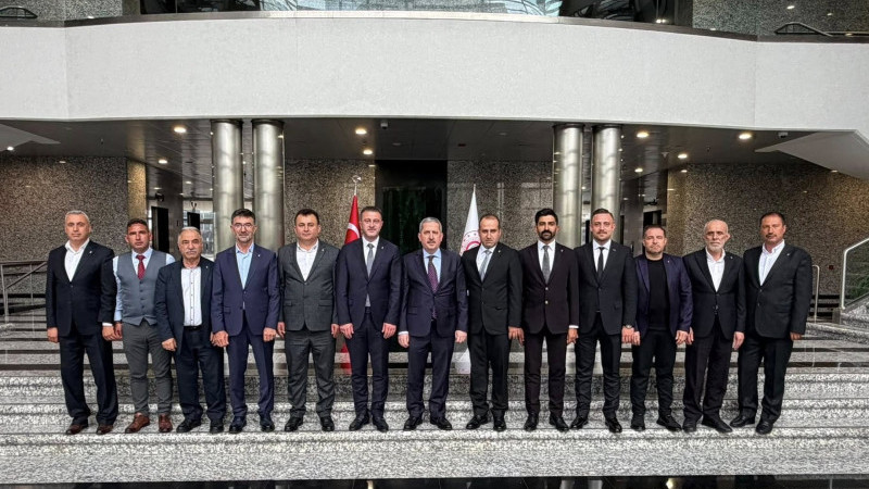 Ak Parti Develi Teşkilatı Mahmut Gürcan’ı Ziyaret Etti