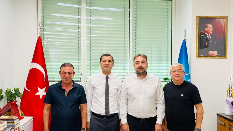 Hemşerileri M. Emin Ay’ı Ziyaret Etti